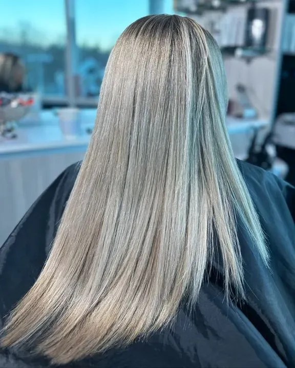 https://cdn.salonspotlight.com/photos/vlzDkpUMt5wea2wmATWC/3235819b-da5b-401d-9370-529adea79a29_720x720