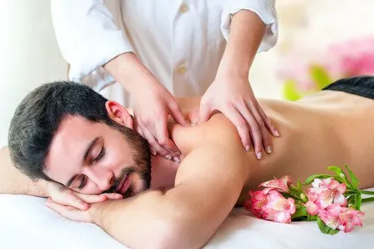 https://cdn.salonspotlight.com/photos/voIkGk4S5RSLpyERPSKQ/ba475507-d6ee-4ad4-adea-77d651a9c5f7_720x720