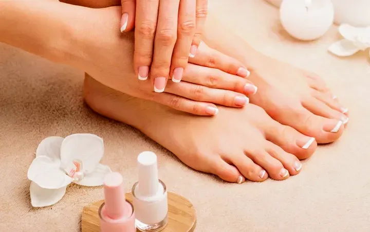 https://cdn.salonspotlight.com/photos/vqZqNXIyoSgZ86FRQVra/997c6667-acf0-4058-b5b0-f1ce477cfa4f_720x720