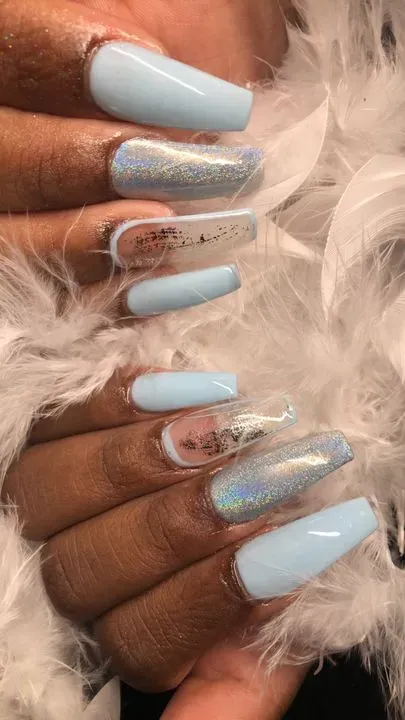 https://cdn.salonspotlight.com/photos/vtqKbAlSGr4CJKZDgypf/4d6d9eab-475f-4b8f-bf44-5c89e3cb3026_720x720
