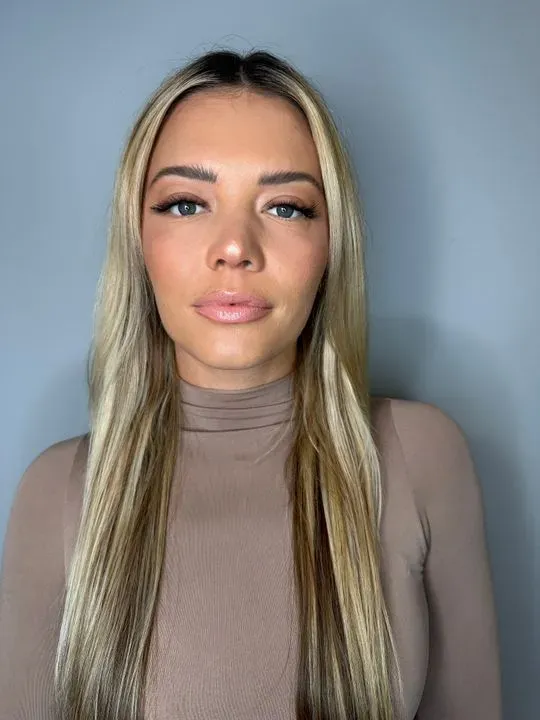 https://cdn.salonspotlight.com/photos/vvCBCmR4Jm2ijbg25S7r/ca7daef1-6612-427a-9f62-e006803664ef_720x720