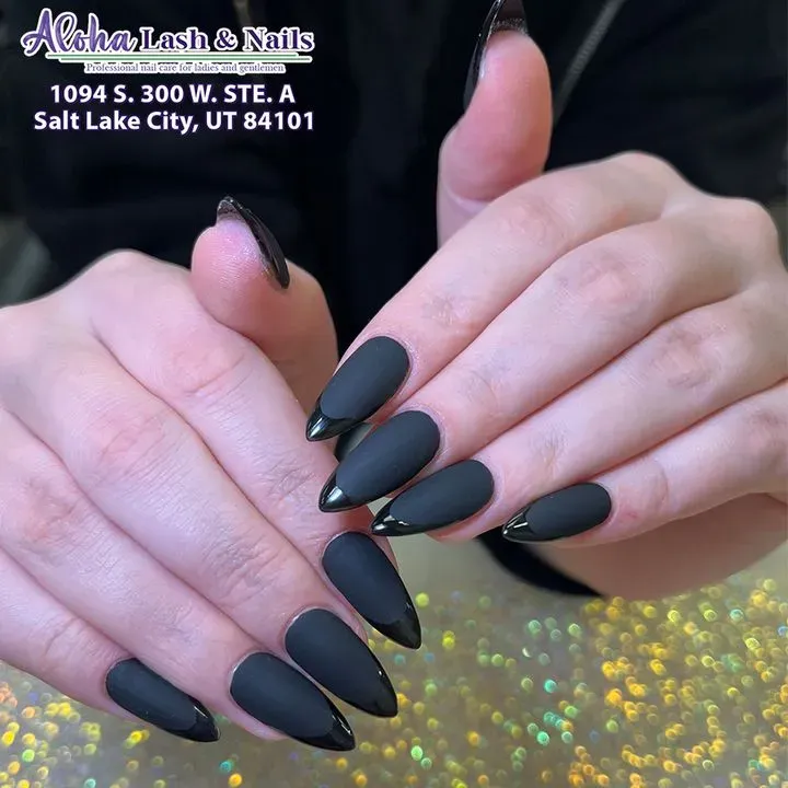 https://cdn.salonspotlight.com/photos/vvaYPy8j9BNYRUhCl60E/bcf24a1a-1bfa-4481-a98d-271bc3f833dd_720x720