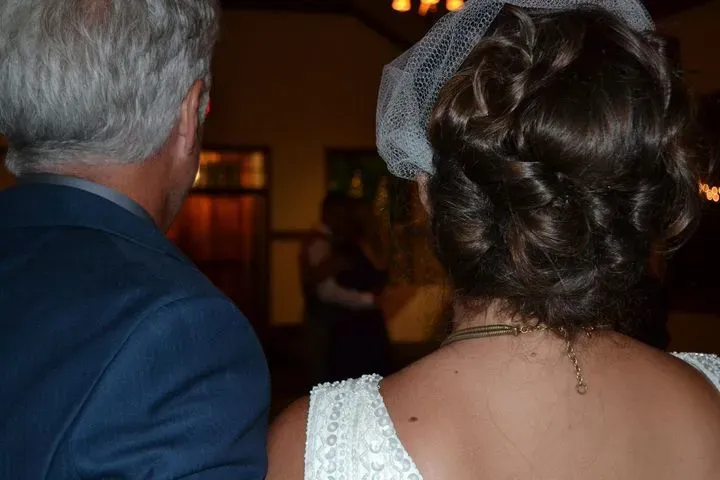 https://cdn.salonspotlight.com/photos/w5pcSgVBur5yAx67kmBR/9d2d22d9-b521-4f55-88b7-808e07f6b97d_720x720