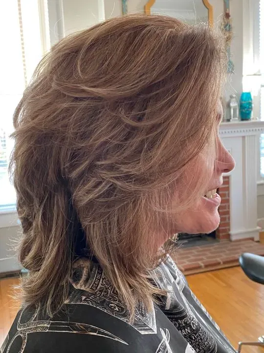 https://cdn.salonspotlight.com/photos/wIhE1RiVfvCIMuqonvdO/b7e950e3-3e5f-4548-9788-a564c4b38414_720x720