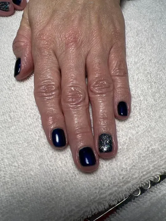 https://cdn.salonspotlight.com/photos/wLxRLITDTsjn8UYXQcha/171c78a0-f3d4-4da5-b661-efac0c989230_720x720