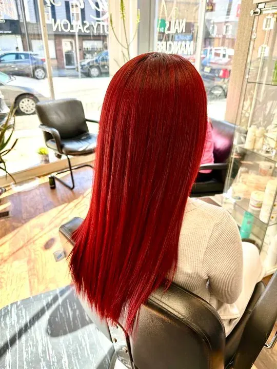 https://cdn.salonspotlight.com/photos/wMmL1aYgcbeC1rbTLO9I/be8cc883-2b11-4436-8434-b1b3344d423c_720x720
