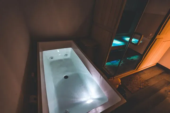 https://cdn.salonspotlight.com/photos/wNtsvRVbmoM7xY9zAlWs/118fc705-e7c2-4100-8b25-1e1a3e0cfeb7_720x720