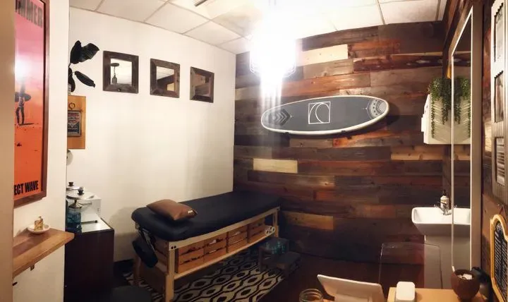 https://cdn.salonspotlight.com/photos/wOfnIIGnqSl9luisieaw/5f426387-2a9c-4f5b-9735-680c1e0392be_720x720