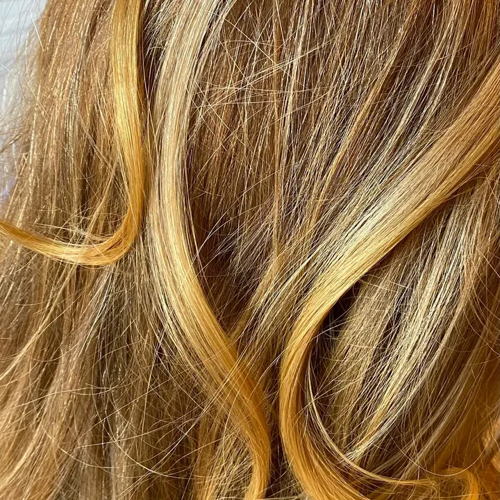 https://cdn.salonspotlight.com/photos/wSLK9wo6DkOh6EjADL2k/3556c501-f8f6-420b-98bb-8dd8fa18de7b_720x720