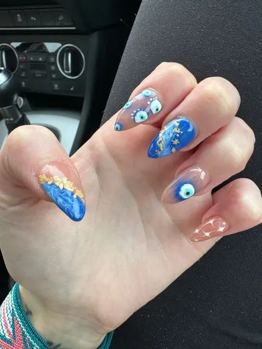 https://cdn.salonspotlight.com/photos/wVAwl6b1ePUoVxocdr7f/8dd9d67c-1697-4656-936b-fbfd7d9abf24_720x720