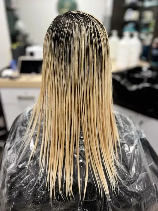 https://cdn.salonspotlight.com/photos/wVY1MkMS4JBpjU7crcj0/d65f3889-9cec-42ad-bb3a-37a5736ea911_720x720