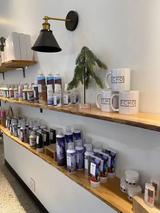 https://cdn.salonspotlight.com/photos/wXb3bOOqSPpnkx3lTfgZ/f74d42f0-da4a-4991-9188-00dff7b8dac0_720x720