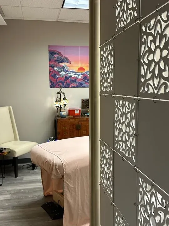 https://cdn.salonspotlight.com/photos/wgTb2DZABLgB36v8NgZV/eecdd749-0691-40ef-9e72-529a74c4c02e_720x720