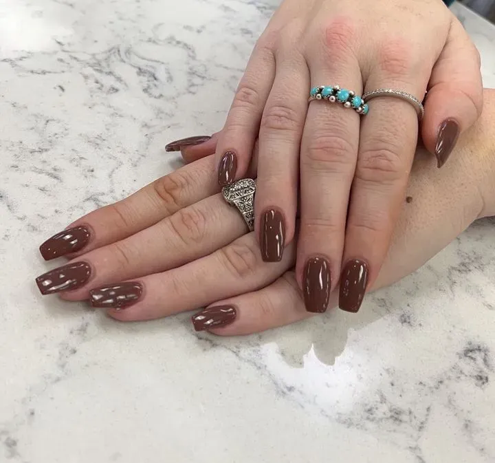 https://cdn.salonspotlight.com/photos/wk11vGKKtyOU3GNx5u2U/30c1cc98-229a-480b-96a6-5c1000c2cea9_720x720