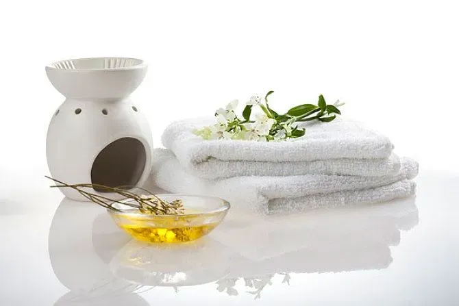 https://cdn.salonspotlight.com/photos/x0HYQEV1uwpzZBHLq8uI/c129d27b-79c3-41db-bc69-511e13990b0c_720x720