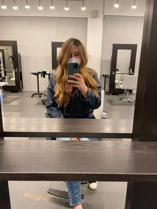 https://cdn.salonspotlight.com/photos/x0TTowrd79GkZaiTqMUY/59db052a-7d25-404a-bbdf-61ae98e98f8c_720x720