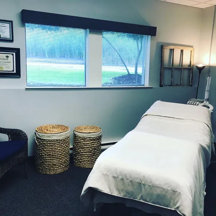 https://cdn.salonspotlight.com/photos/x0r3v42AMeuIA1mu98eF/ceb49004-3725-49b8-a038-0428a82c389a_720x720
