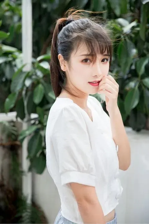 https://cdn.salonspotlight.com/photos/x60UYyN2y9B9oyd3Nwr3/7be788f3-c14a-4b61-a1ca-b23d55a994d0_720x720