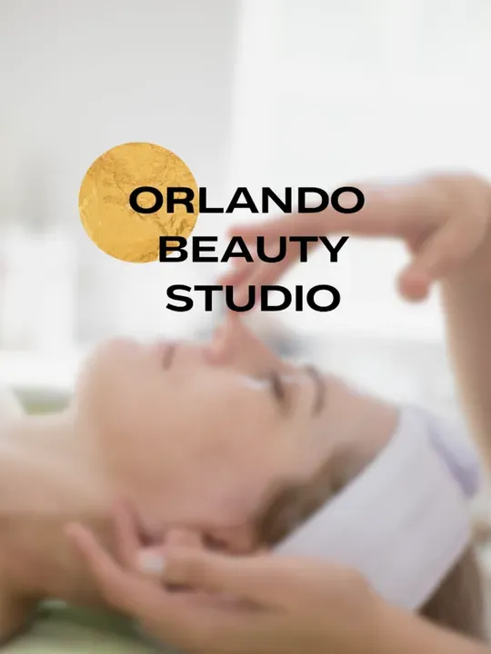 https://cdn.salonspotlight.com/photos/xBPlfsqaWUEbrZ7s9ItZ/e50407b8-f7b1-404b-a9a9-8611ef2cf65d_720x720