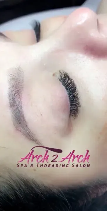 https://cdn.salonspotlight.com/photos/xGqtDnLTVFHzurrBcNV0/d5e40516-89ca-42d9-b41c-1944bcd4f922_720x720