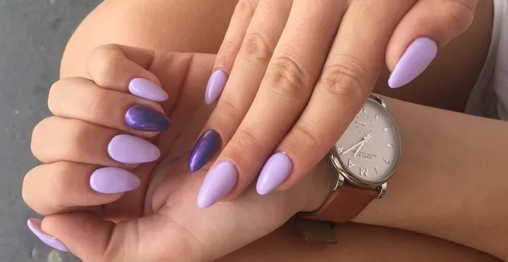 https://cdn.salonspotlight.com/photos/xKBZkMhrFHUoIJ5iwTVE/e1c124f2-8b09-4470-b441-6abb29778ea4_720x720