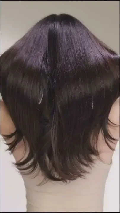 https://cdn.salonspotlight.com/photos/xKOTJzGRQVhOM71KM5l5/56bde0b7-c47d-4c4a-bcf2-0535667678f6_720x720