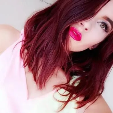 https://cdn.salonspotlight.com/photos/xMzR0C3AfmkL0SqAq73I/1bf13b51-ead6-4bbe-a1cc-bc3f247dbae8_720x720