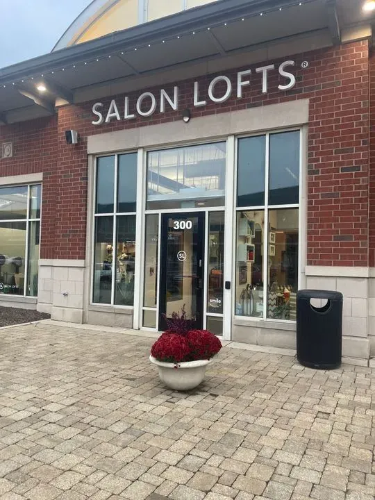 https://cdn.salonspotlight.com/photos/xPJDMK7cKhe7FwWRdefo/ee635d77-91ff-4ad3-af0d-3e6d21c7a833_720x720