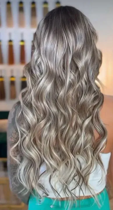 https://cdn.salonspotlight.com/photos/xSZEZpeuKZS0R9L5oDem/ea4538d8-9de4-4512-be2e-bdb3034035ec_720x720