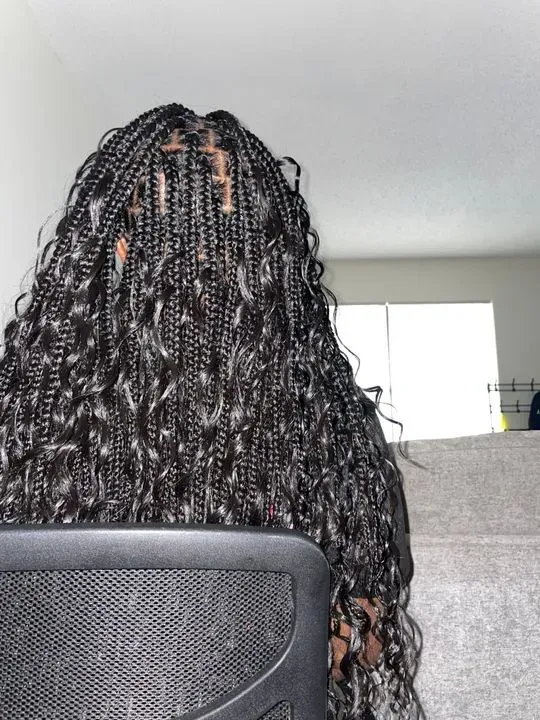 https://cdn.salonspotlight.com/photos/xbKVPFtoeHGGnsDtpngk/e5fa4317-2473-47ef-ab85-587d01803fd2_720x720