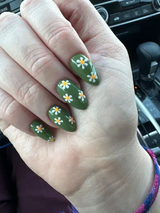 https://cdn.salonspotlight.com/photos/xbUnM4AcNNDagipNMqTc/559a111f-f0ca-4bfa-9c87-3973e97a21ac_720x720