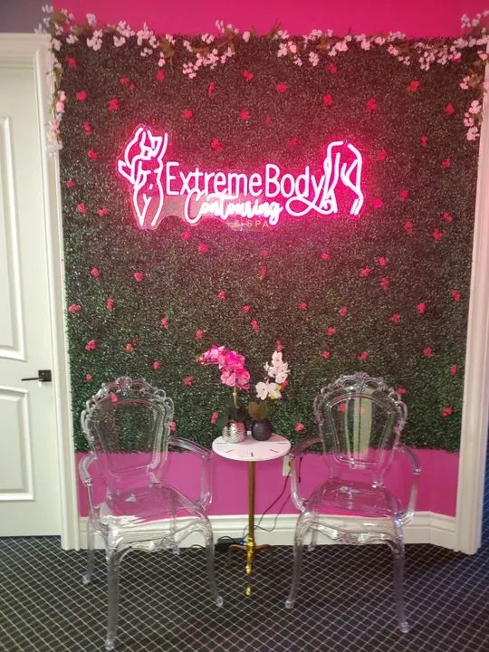 https://cdn.salonspotlight.com/photos/xbZg70ifkOEx0Fdcny2H/ee82f21a-59e4-4562-9ddb-0b5d5a414e41_720x720