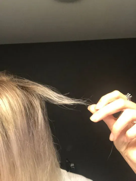 https://cdn.salonspotlight.com/photos/xf4De3ackjtpKS0RipWh/c3b87c6e-16f3-4294-b9f6-e9f376f1cbc2_720x720