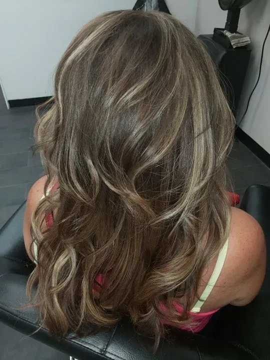 https://cdn.salonspotlight.com/photos/xf4De3ackjtpKS0RipWh/e95825f1-279e-4f19-9fa0-ea4e3a55aa06_720x720
