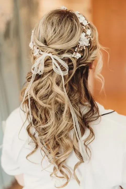 https://cdn.salonspotlight.com/photos/xinnKCm6Q86ogQc5bHcy/8d1da332-df98-49b0-847b-d28e09395a61_720x720