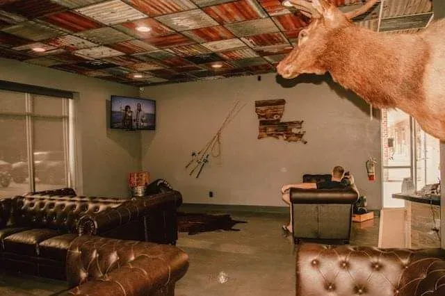 https://cdn.salonspotlight.com/photos/xjP1cZd96ZFnRbn4XpPk/7f26a083-0a26-4f1b-825b-ce2b9d31afff_720x720