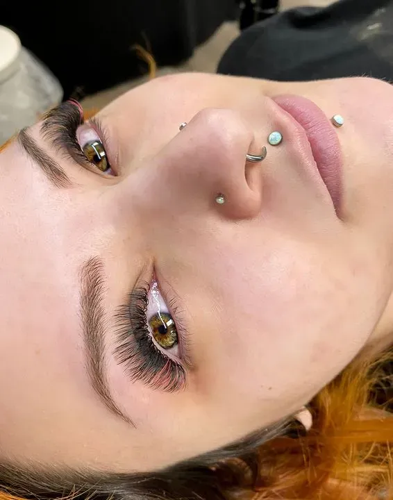 https://cdn.salonspotlight.com/photos/xlz6bIQ5TUnrky8cyecO/9c0172af-aa85-4cce-8365-e226c419b4f4_720x720