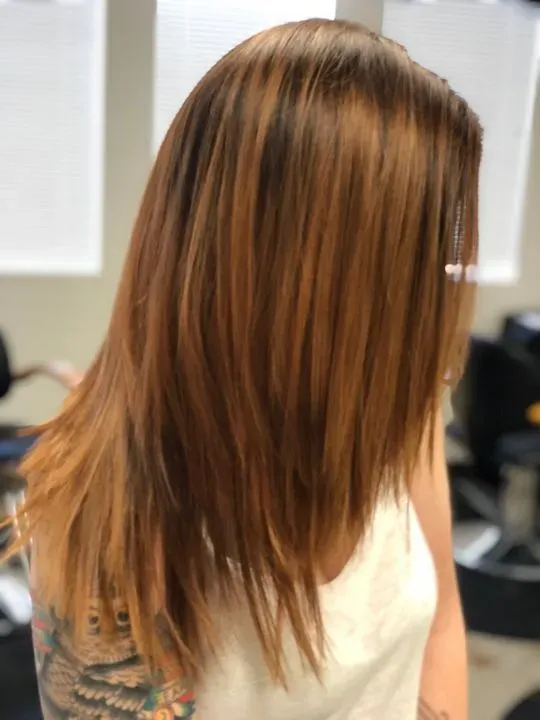 https://cdn.salonspotlight.com/photos/xmQk4Qn3zvdhEDPIr6BK/436e1da0-b7c0-4d2d-a434-daaceab91d99_720x720