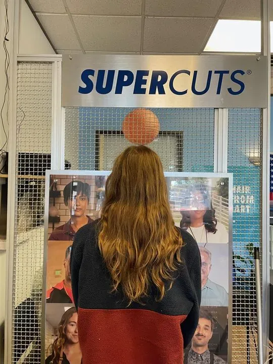 https://cdn.salonspotlight.com/photos/xmSX9AQEiXF2qEa6h4pr/9d4c822b-3aec-4ece-aa88-a5d95c443efe_720x720