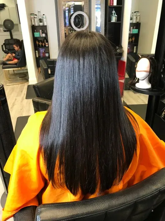 https://cdn.salonspotlight.com/photos/xouF6EZ5w6V7p7903wyY/2bc95eb2-333e-4faa-8150-099f3e339df9_720x720