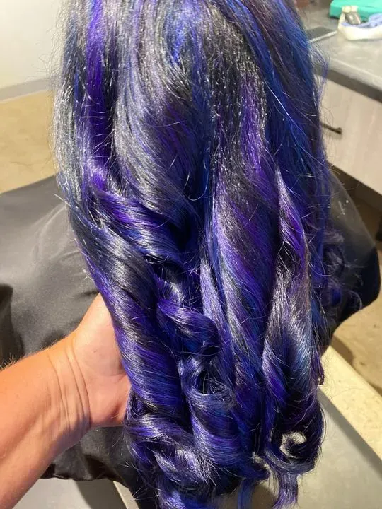 https://cdn.salonspotlight.com/photos/xqixFGRUc7CMzZw9Tw5c/47e6038c-b138-4e22-88e9-3371848da221_720x720