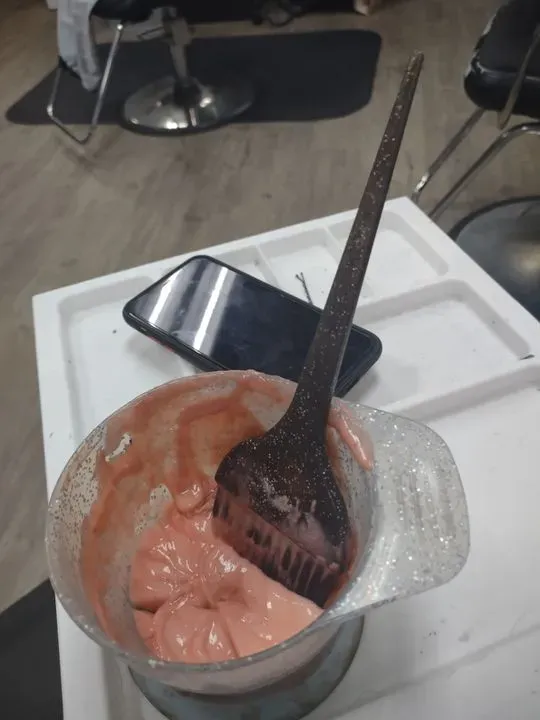 https://cdn.salonspotlight.com/photos/xuBkrBqdx3yVgfSV1aWf/5a2cccec-7fb2-4514-8b3e-1247cb61b1f5_720x720