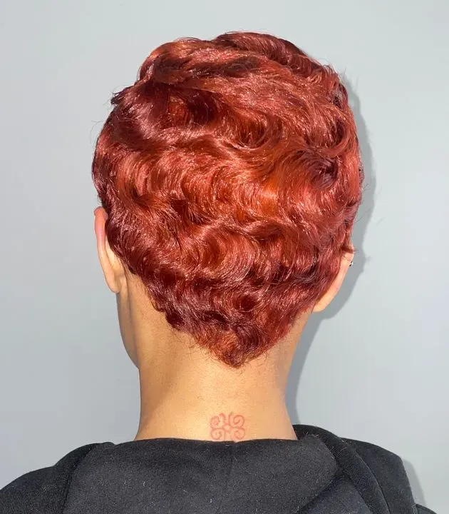 https://cdn.salonspotlight.com/photos/y0cLTwnniOyltF826oMM/0d2c80f6-a22d-4dab-b1a5-ec0587ba31e6_720x720