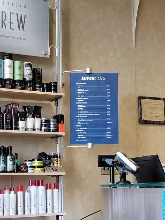 https://cdn.salonspotlight.com/photos/yCrIushSGWp0zOW1tyWy/ac80f3f9-80d2-4e30-a128-ae5f37751679_720x720