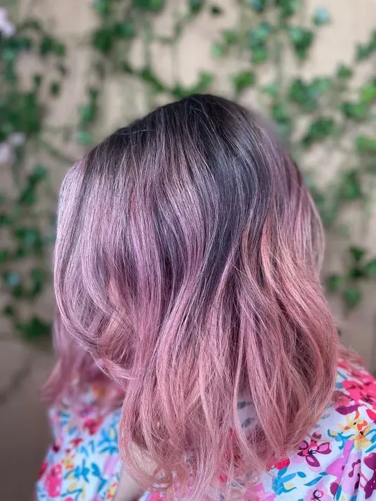 https://cdn.salonspotlight.com/photos/yD79OqLR4sGOb9LydrkT/c25d9cf6-07b0-4ec6-96ce-7a13c6e308ce_720x720