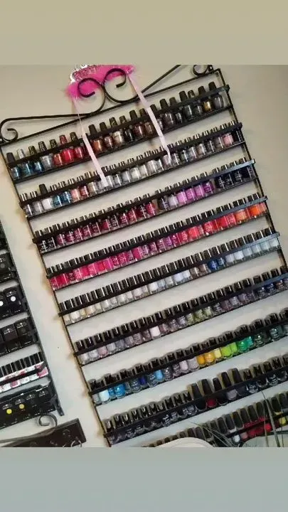 https://cdn.salonspotlight.com/photos/yDwbWlhAiISW7hYV8rJN/58f43b6a-7b6b-4422-b35e-36c08d21aff2_720x720