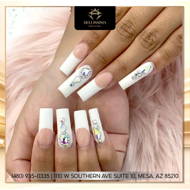 https://cdn.salonspotlight.com/photos/yFtaMk3Hf8NEYQj9xuNV/c00dcb32-95e0-404e-a654-345f8020c7e1_720x720