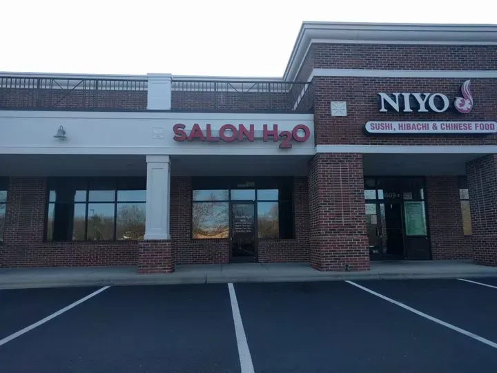 https://cdn.salonspotlight.com/photos/yIkvwSd5UgxEvZdMulih/7962785c-bb40-4d02-ab99-7f6d4abfa6cf_720x720
