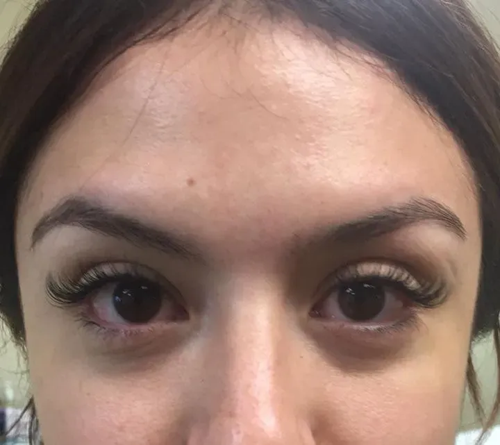https://cdn.salonspotlight.com/photos/yKG9cHXH2YsF7XOvUGaN/f135b054-4920-4176-8cb1-ec680bc7a972_720x720
