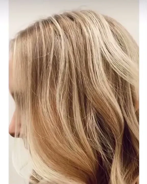 https://cdn.salonspotlight.com/photos/yKNQP4QAzaGp4w8C7edr/0c9049bd-cee6-4a76-aec5-5e513fe0a610_720x720